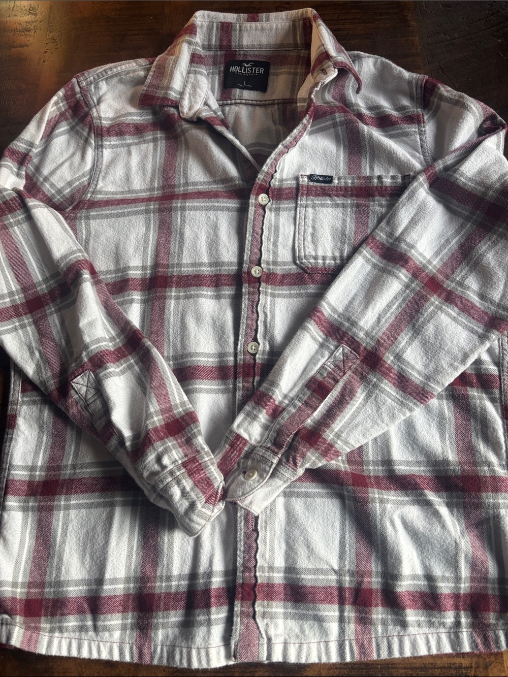 Like New Hollister White and Burgundy Plaid Flannel Button-Down Shirt